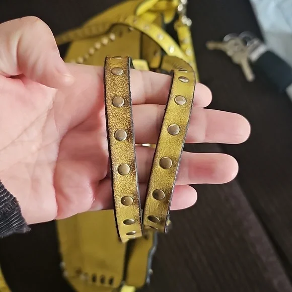 Valentino Garavani studded handbag (project) - Picture 10 of 10